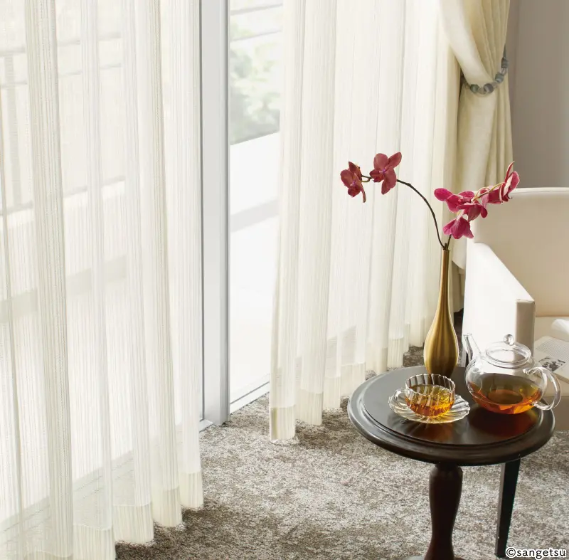 Chọn một bộ rèm mang lại mùa hè thoải mái và mát mẻ.